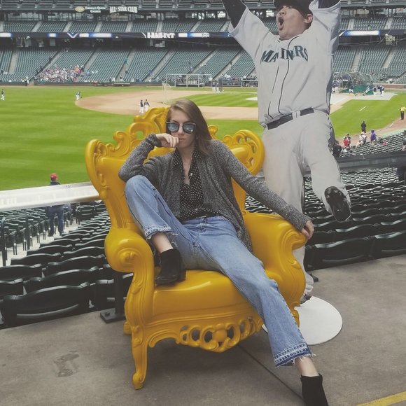 Meet your Posher, Rachel - Picture 2 of 8